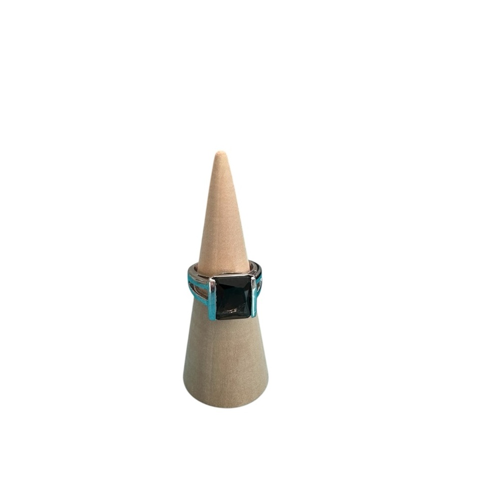 Lia Sophia Brown Square
Gemstone Rhodium Silver
Tone Ring Size 8
